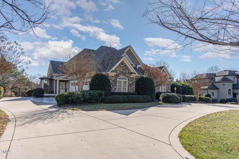 6080 Delshire Ct, Raleigh, NC 27614