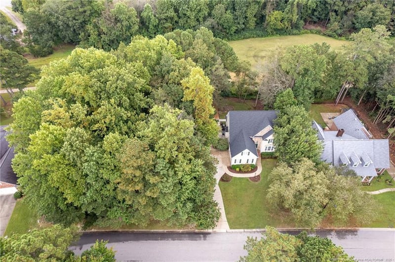 6080 Iverleigh Cir, Fayetteville, NC 28311