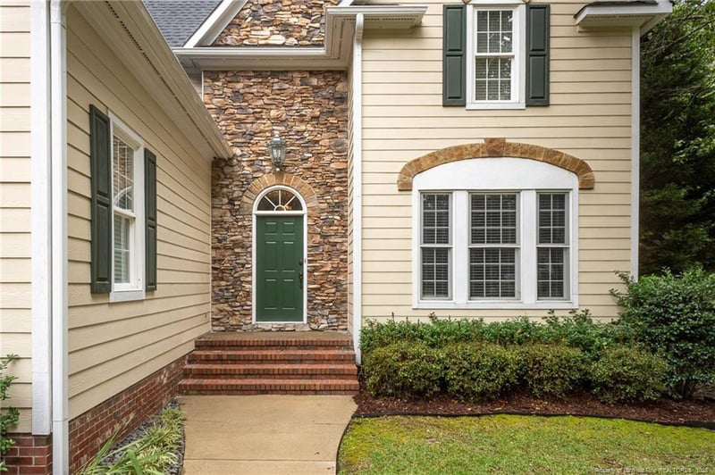 6080 Iverleigh Cir, Fayetteville, NC 28311