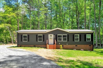 6082 Zachary Ln, Oxford, NC 27565