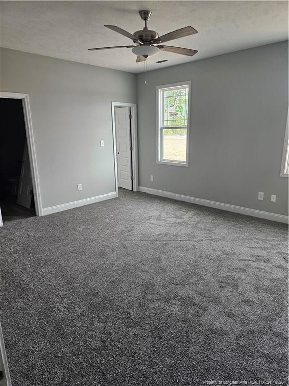 6085 Ari Ct, Fayetteville, NC 28312