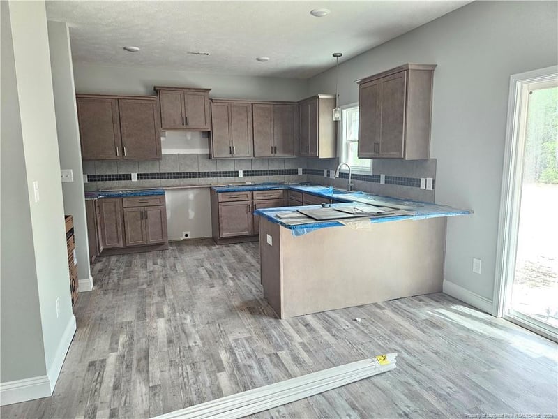 6085 Ari Ct, Fayetteville, NC 28312