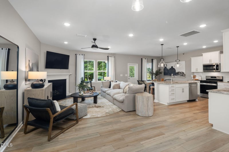 609 Branthurst Dr, Fuquay Varina, NC 27526