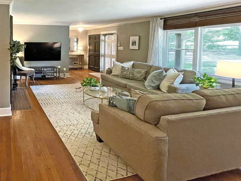 609 Brookwood Dr, Durham, NC 27707