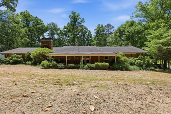 609 Canterbury Rd, Sanford, NC 27330