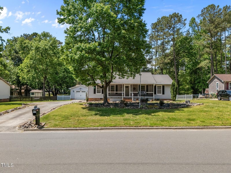 609 Chivalry Dr, Durham, NC 27703