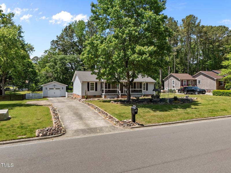 609 Chivalry Dr, Durham, NC 27703