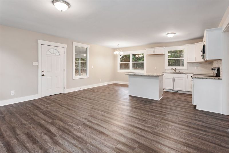 609 Cooper Rd, Raleigh, NC 27610