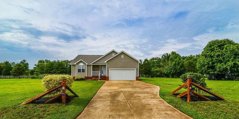 609 Cross Pointe Ln, Garner, NC 27529
