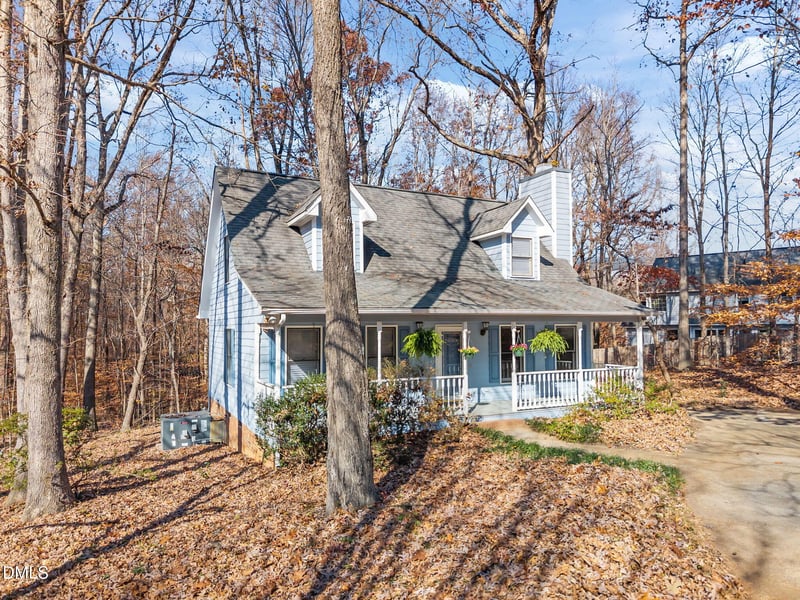 609 Dana Ct, Hillsborough, NC 27278