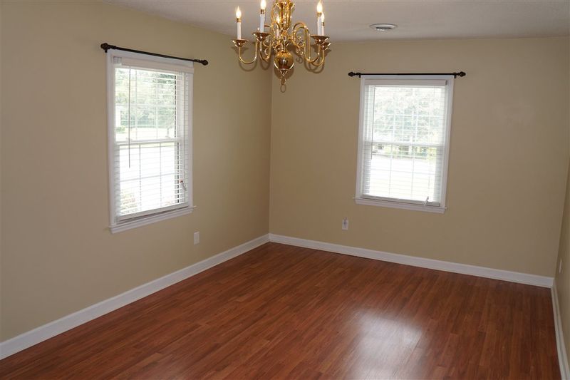 609 Devon Pl, Zebulon, NC 27597