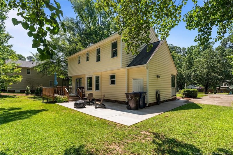 609 Fairway Dr, Sanford, NC 27330