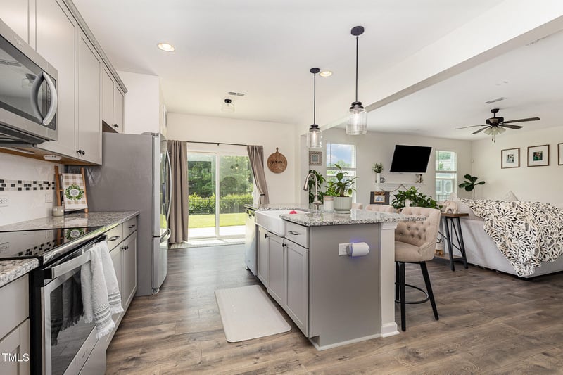609 Golden Plum Ln, Zebulon, NC 27597