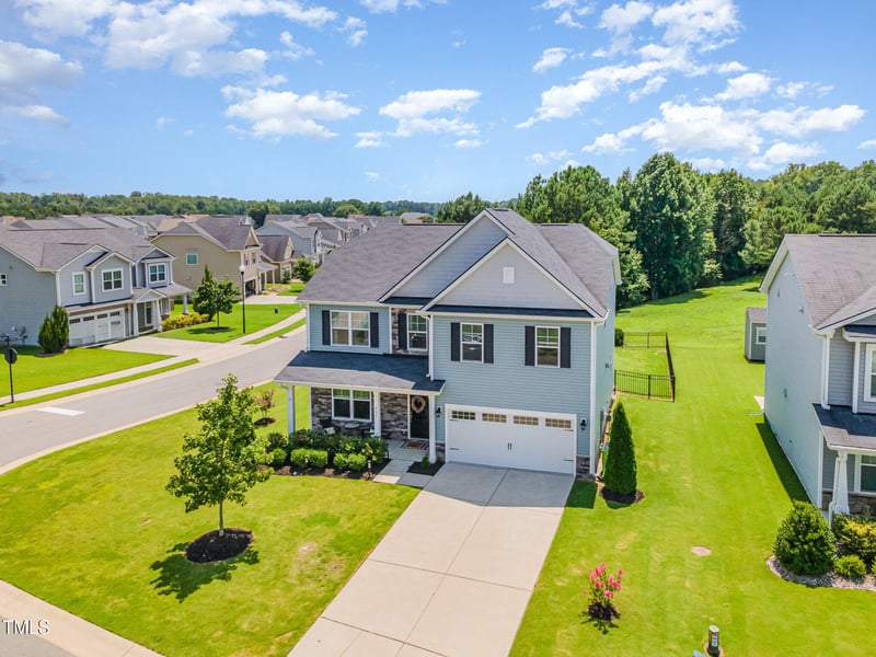 609 Golden Plum Ln, Zebulon, NC 27597