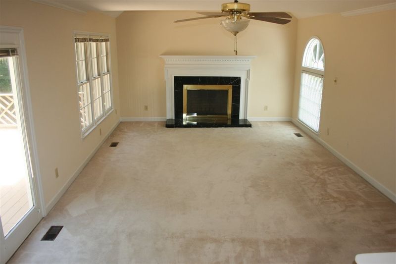 609 Grist Mill Ln, Durham, NC 27712