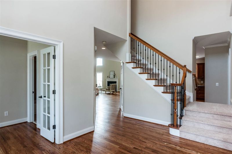 609 Halcyon Meadow Dr, Cary, NC 27519
