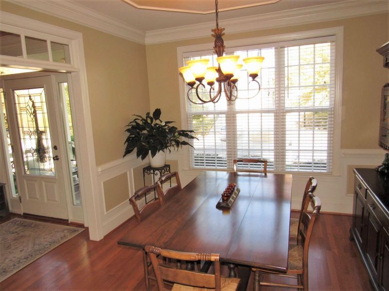 609 Houndsditch Cir, Wake Forest, NC 27587