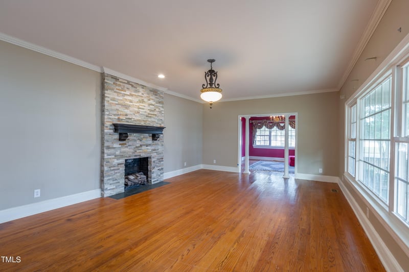 609 Main St, Benson, NC 27504