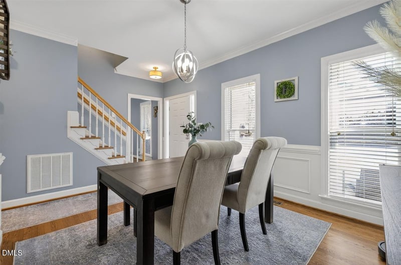 609 Oakhall Dr, Holly Springs, NC 27540