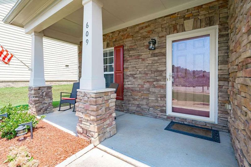 609 October Glory Ln, Apex, NC 27539