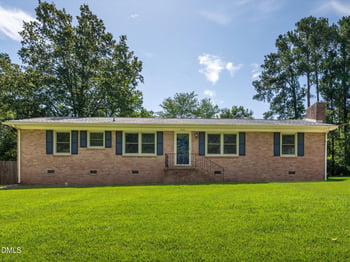 609 Page St, Clayton, NC 27520