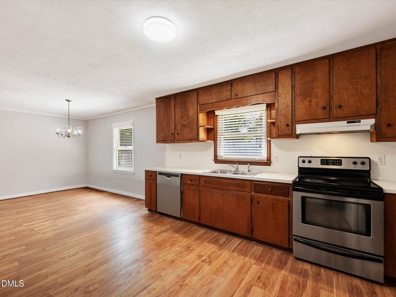 609 Page St, Clayton, NC 27520