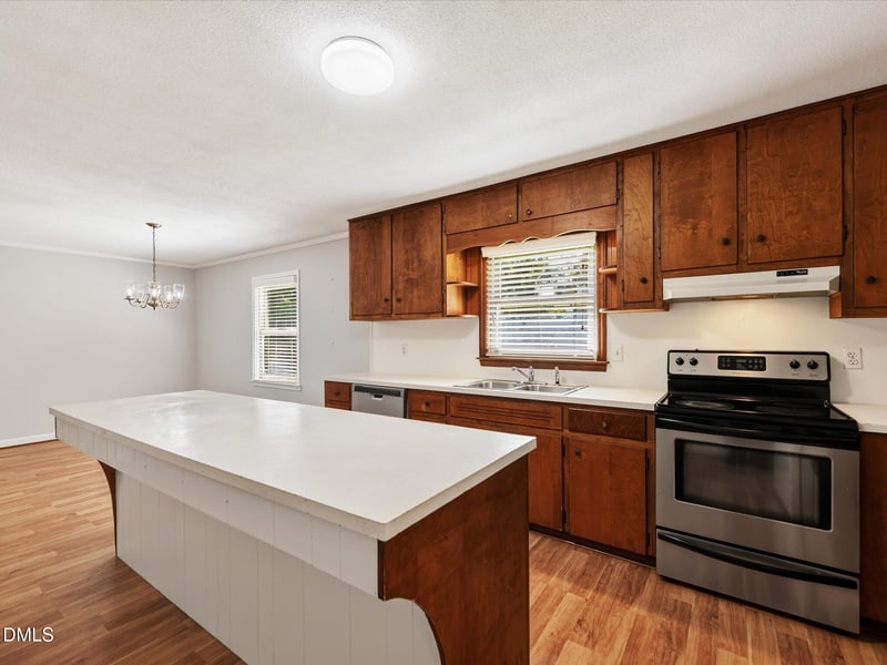 609 Page St, Clayton, NC 27520