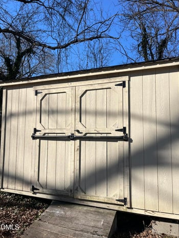 609 Phillips St, Burlington, NC 27217