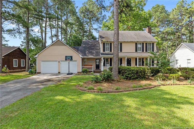 609 Rockport Dr, Fayetteville, NC 28311