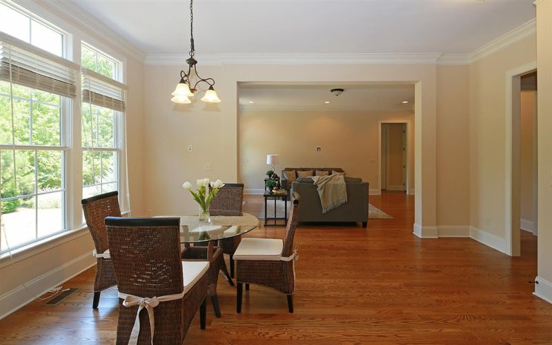 609 Rolling Springs Dr, Cary, NC 27519