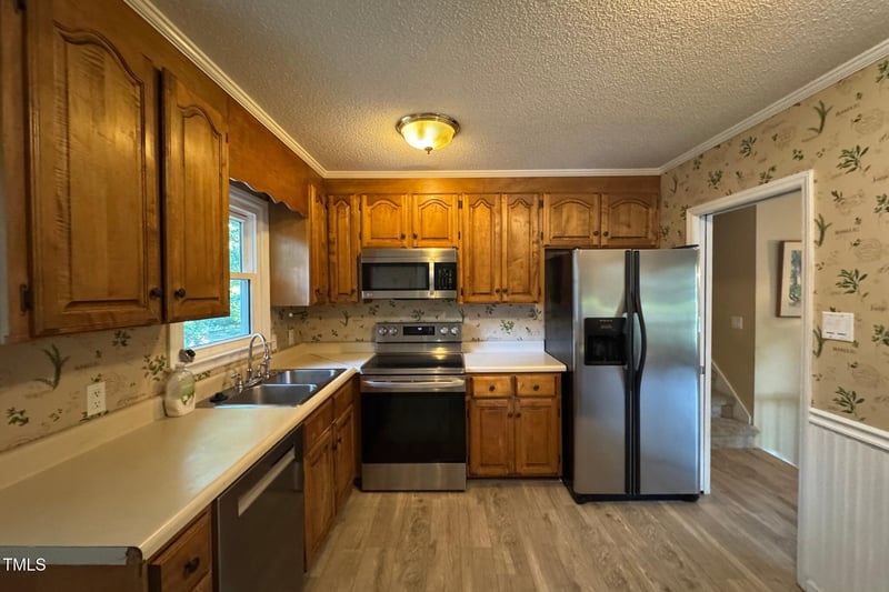609 Sloan Dr, Cary, NC 27511