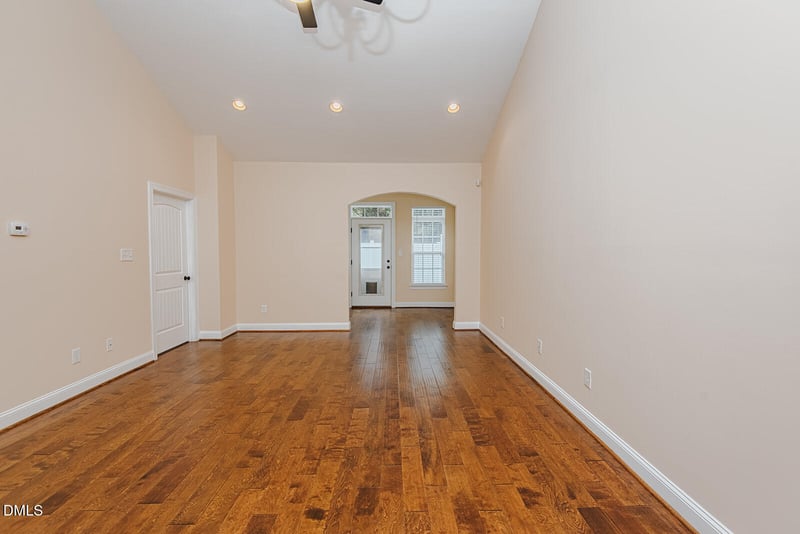609 Village Lake Ln, Mebane, NC 27302