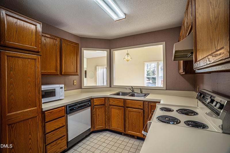 609 Windsong Ln, Durham, NC 27713