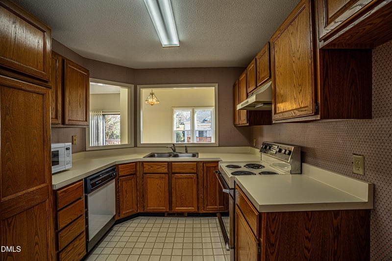 609 Windsong Ln, Durham, NC 27713