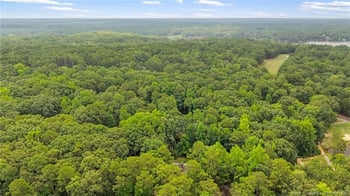 6093 Dunes Dr, Sanford, NC 27332