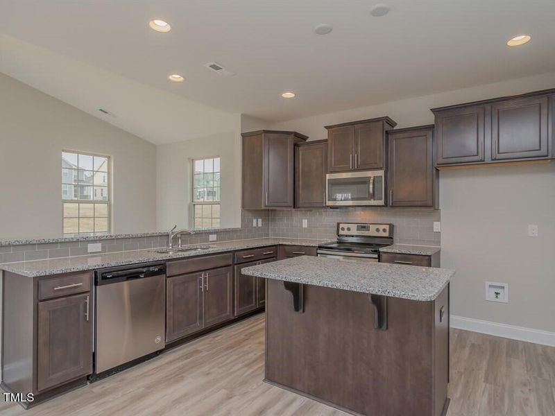 61 Brooklynn Trail Ct, Angier, NC 27501