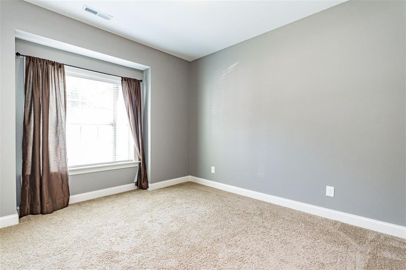 61 Cameo Ct, Clayton, NC 27527