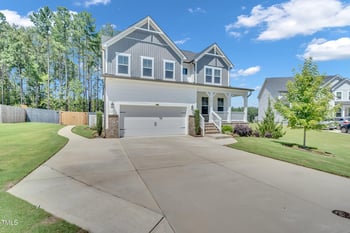 61 Cascade Pl, Clayton, NC 27527
