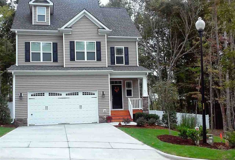61 Cedar Grove Ct, Clayton, NC 27527