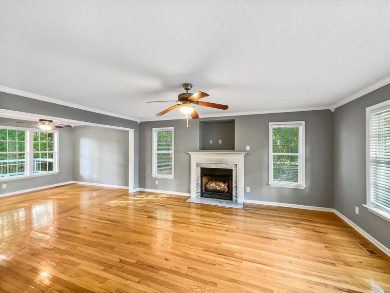 61 Chanticleer Cir, Clayton, NC 27527