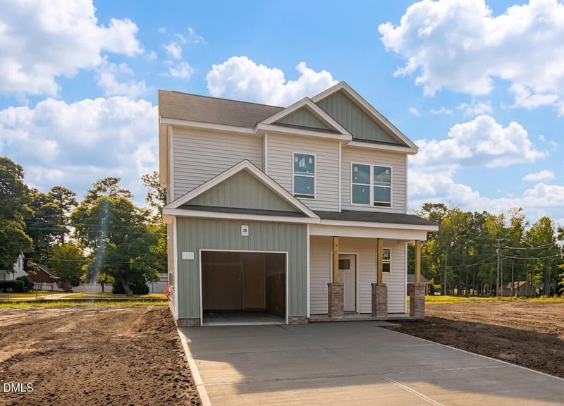 61 Coulter Ct, Selma, NC 27576