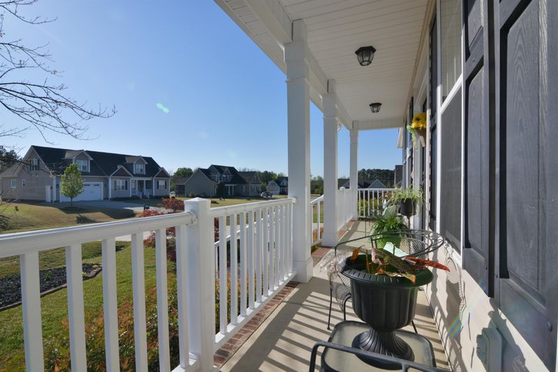 61 Eddlestone Ct, Clayton, NC 27520