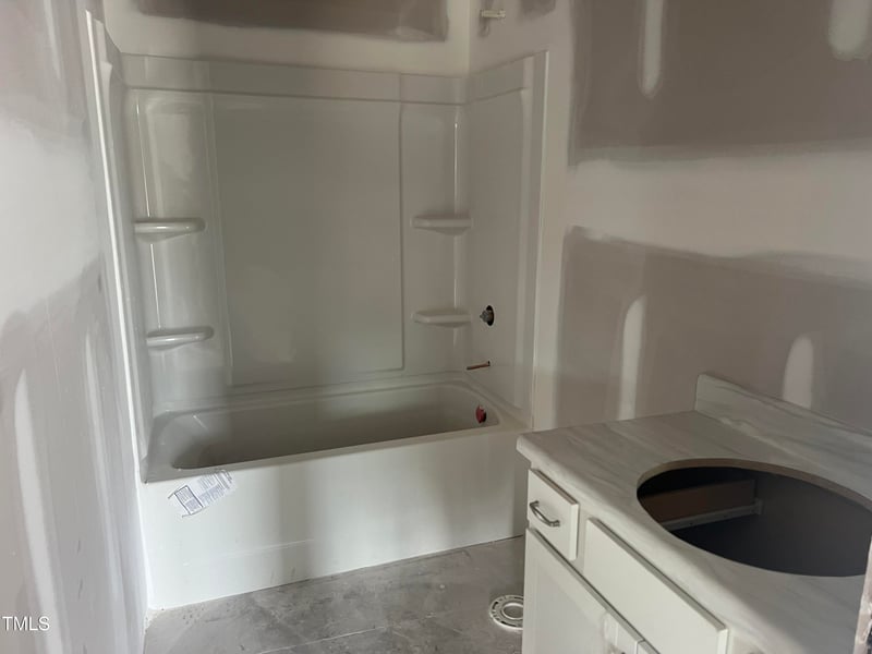 61 Knoll Way, Sanford, NC 27332