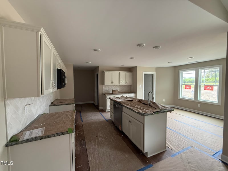 61 Maxwell Farm Ln, Selma, NC 27576