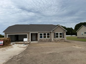 61 Maxwell Farm Ln, Selma, NC 27576