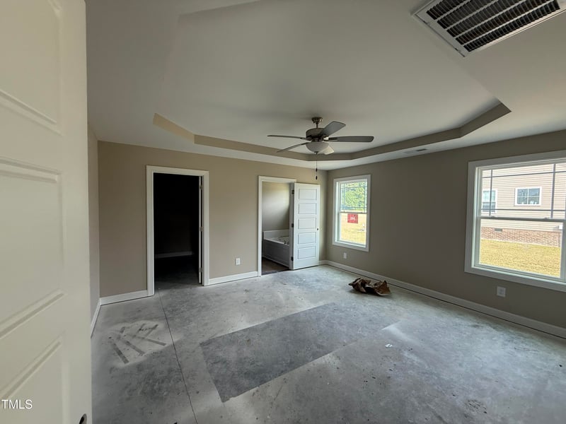 61 Maxwell Farm Ln, Selma, NC 27576