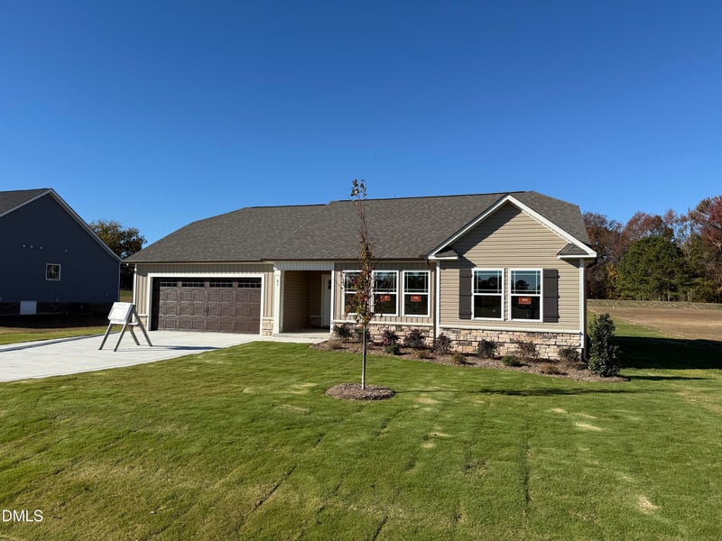 61 Maxwell Farm Ln, Selma, NC 27576