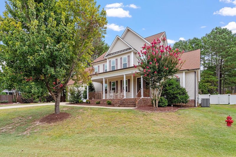 61 New Castle Ct, Clayton, NC 27520