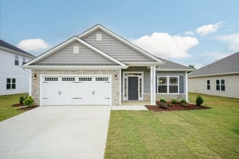 61 River Chapel Dr, Fuquay Varina, NC 27526