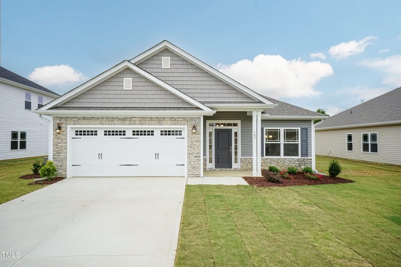 61 River Chapel Dr, Fuquay Varina, NC 27526